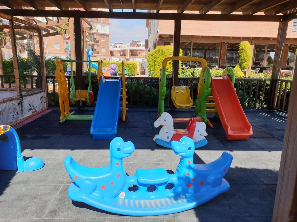 Royal Life Poseidon B Daire Agios Georgios  Dış mekan fotoğraf